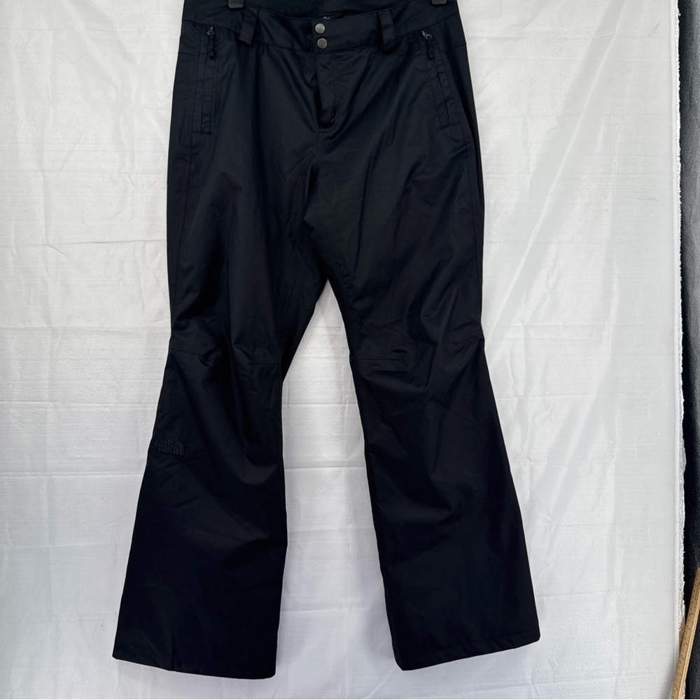 The North Face Women's Gray and Black Pants